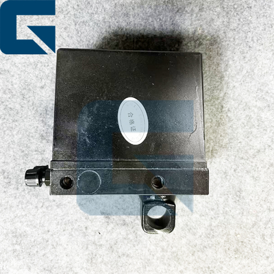 Highly WG9719820001 Hydraulic Hand Pump for Truck Part Number WG9719820001